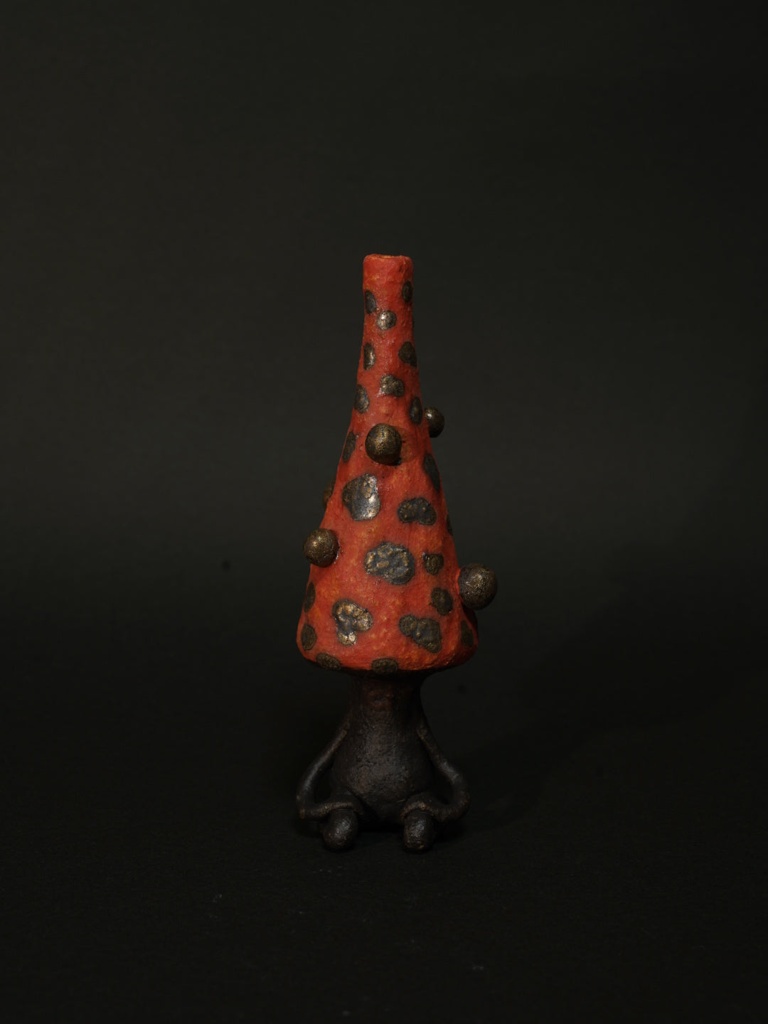 火星茶会客人のサビーニョ　2025(赤と金の玉)