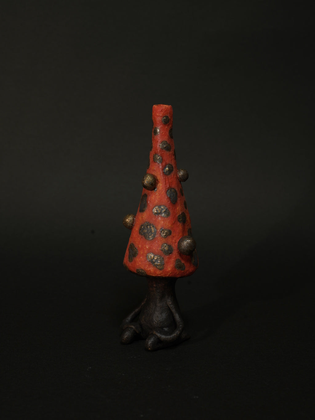 火星茶会客人のサビーニョ　2025(赤と金の玉)