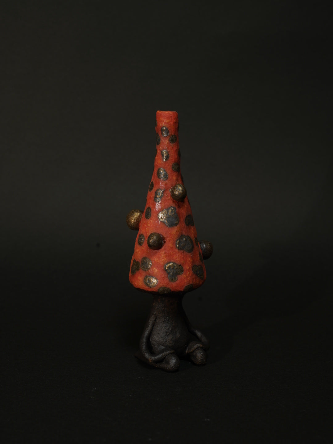 火星茶会客人のサビーニョ　2025(赤と金の玉)