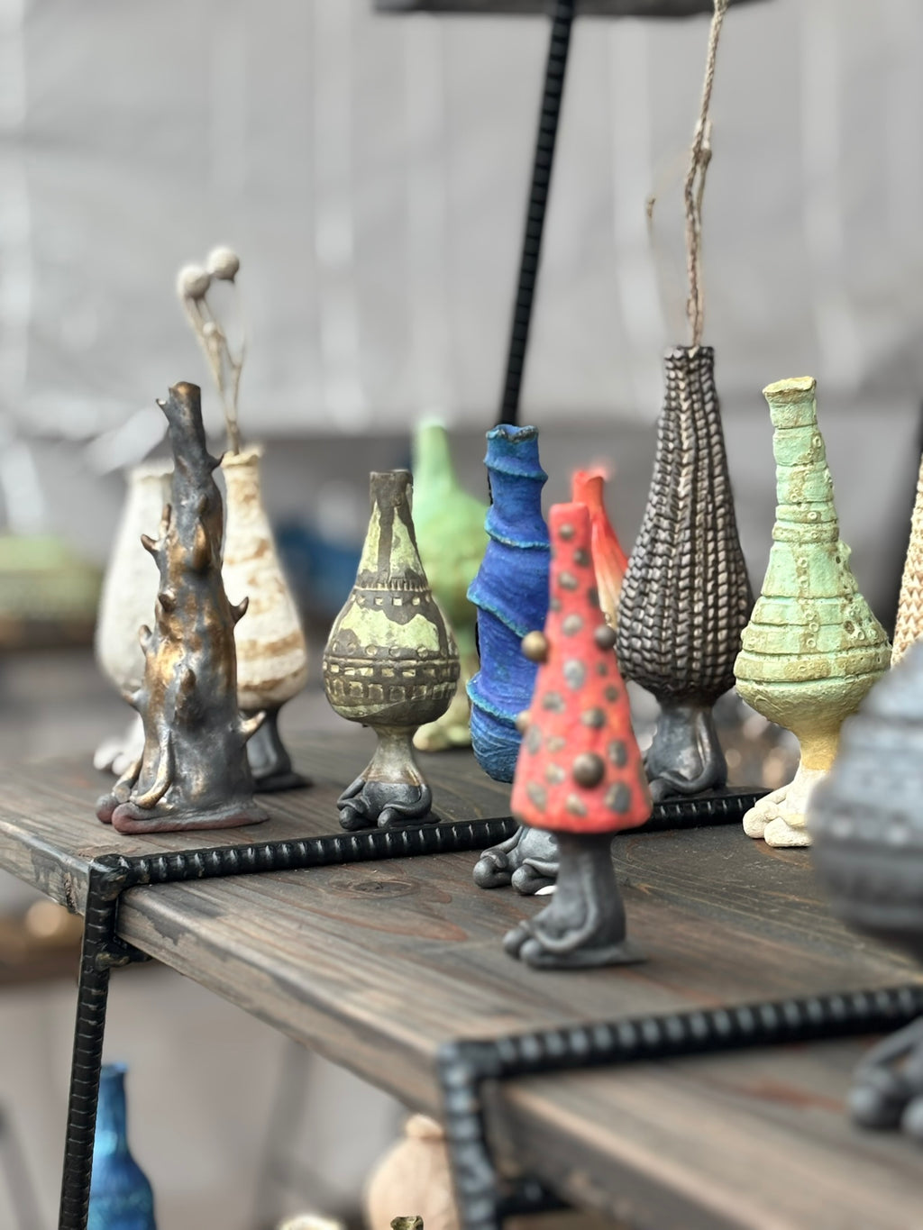 火星茶会客人のサビーニョ　2025(赤と金の玉)