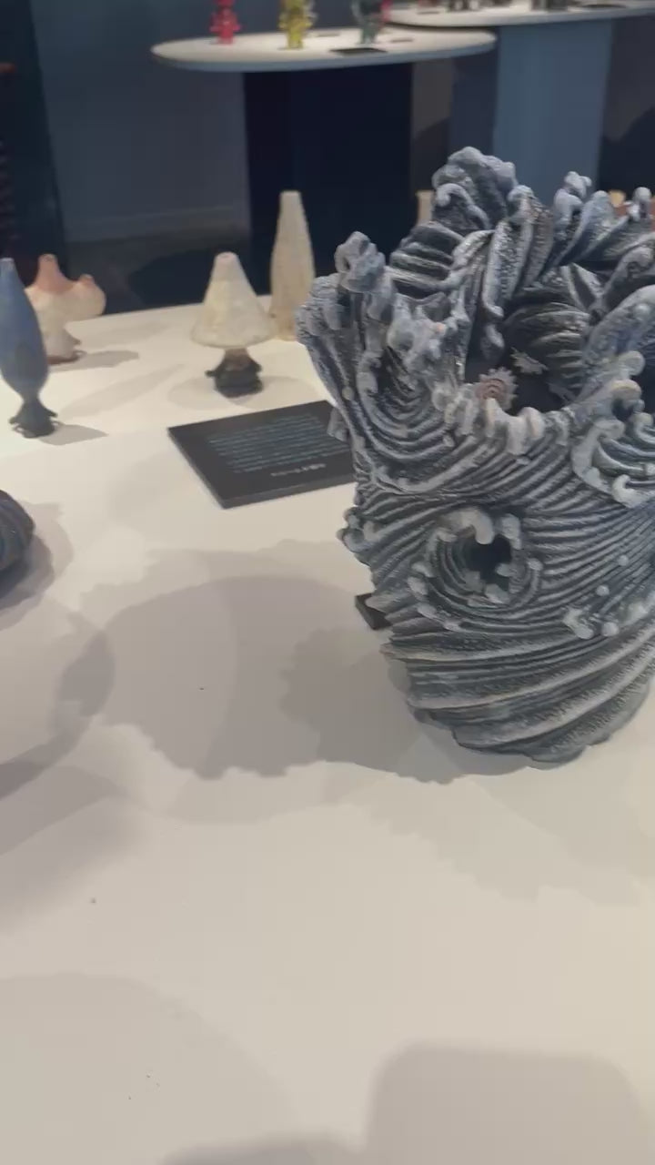 Eight-Directional Raging Wave Vessel　八方怒涛土器